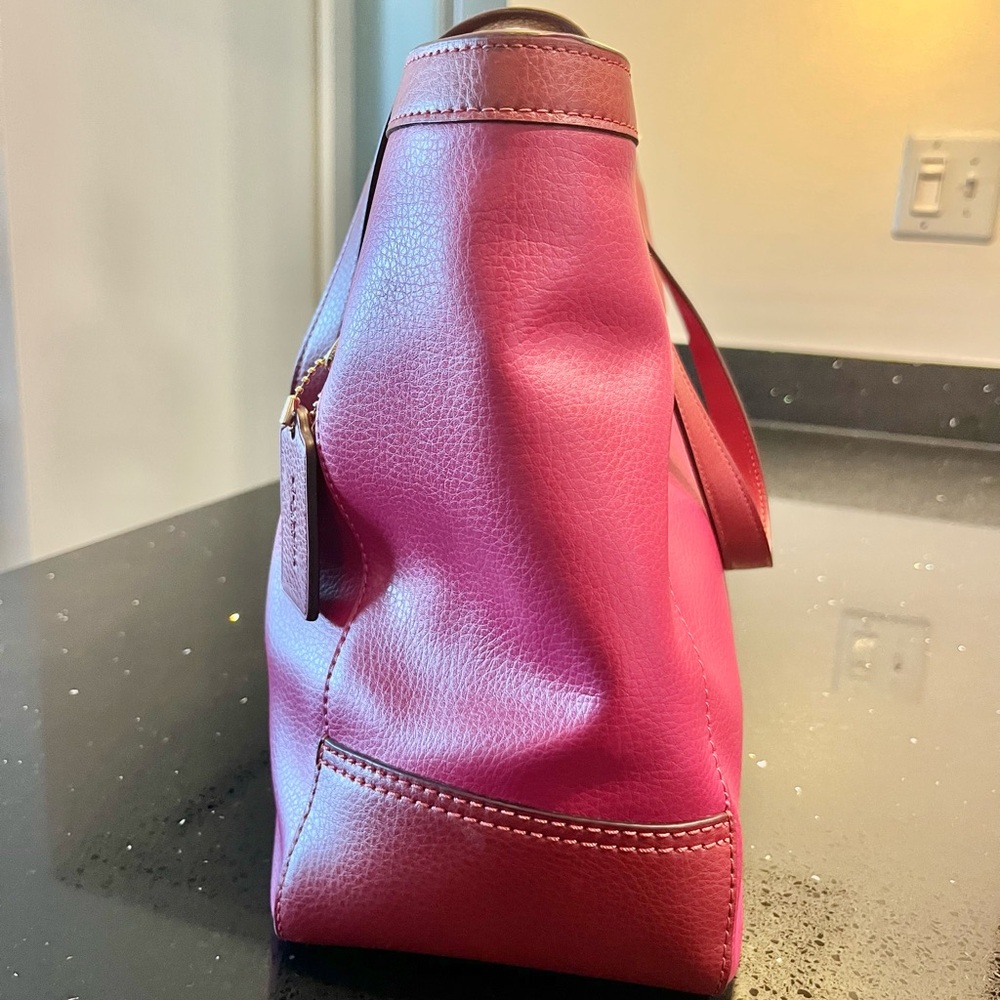 Coach Tote 27 Colorblock with Horae and Carriage - Picture 9 of 10